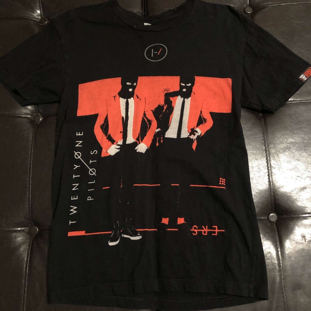 Twenty One Pilots Concert black T-shirt